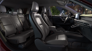 2026 Lincoln Lincoln Corsair® Internal Image 1